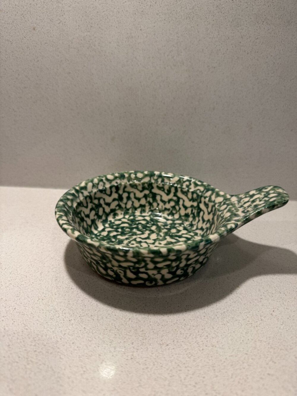 vintage SPONGEWARE GREEN LUGGED CEREAL BOWL JEWELRY DISH PREOWNED MADE IN USA